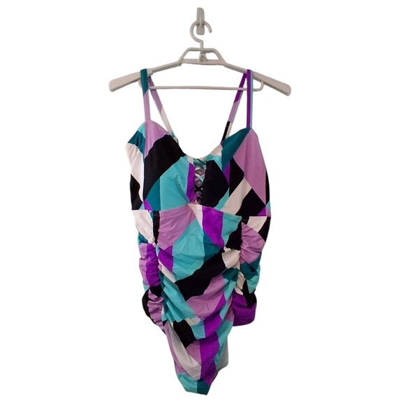 torrid Other - Torrid swimsuit 5x  Wireless lattice front ruched one piece Giant Geo print